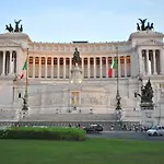 Rhomenjoy Open Space Colosseo